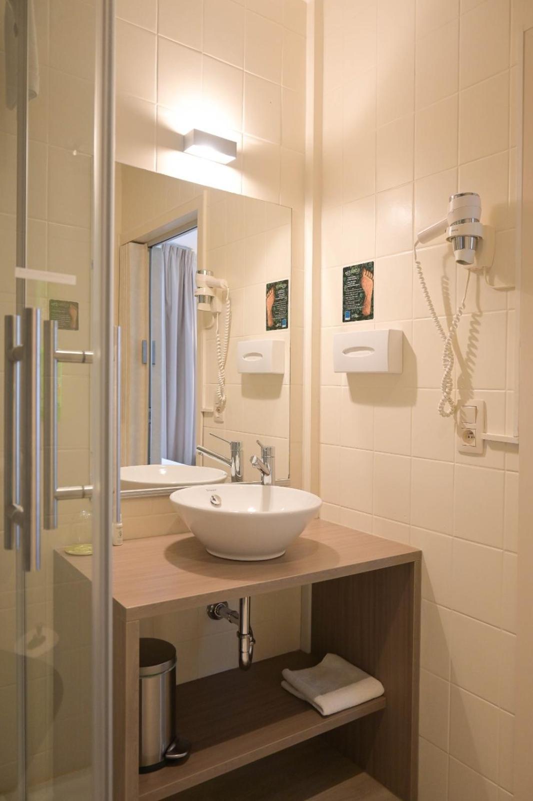 Hotel Essenza Puurs Extérieur photo